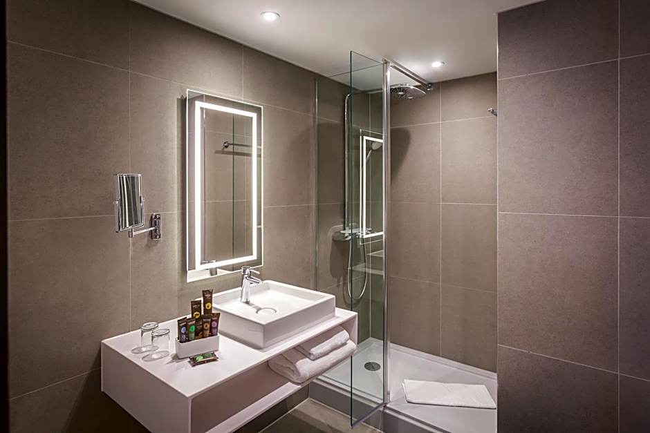 Novotel Cambridge North 