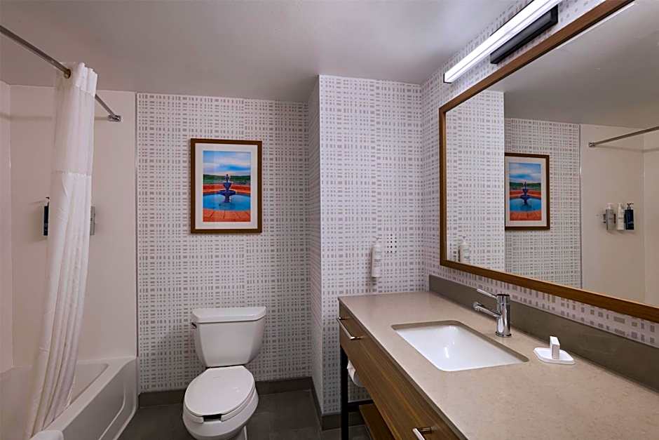 Hampton Inn & Suites Austin-Lakeway