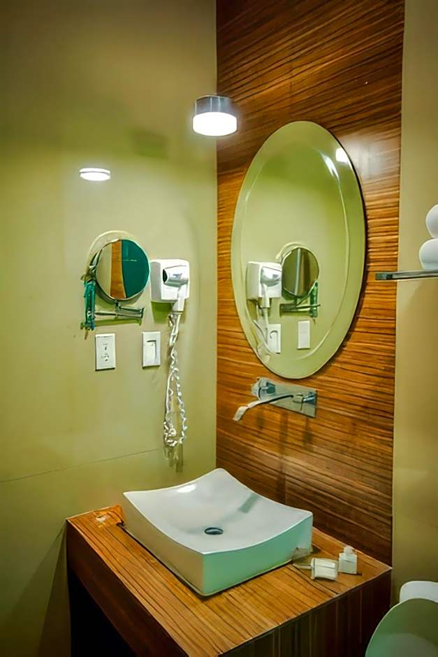 Hotel Maioris La Paz