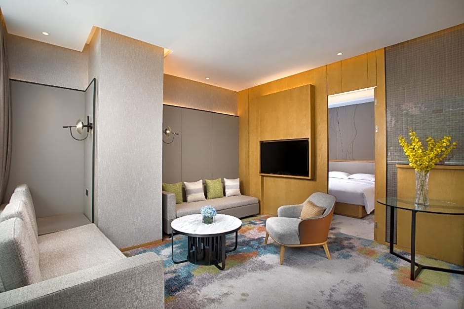 Hilton Garden Inn Nujiang