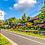Hotel O Sekar Jagat Near Pantai Baluk Rening