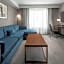 Four Points By Sheraton Hotel & Suites San Francisco Airport