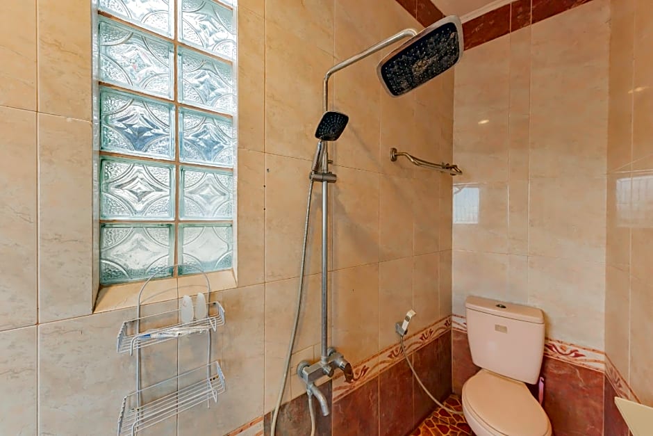 Urbanview Hotel Villa Surya Bandung