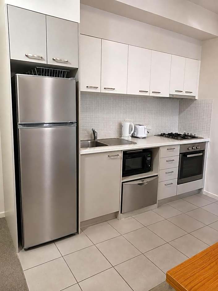 Gladstone Downtown Central Apartment Hotel Official