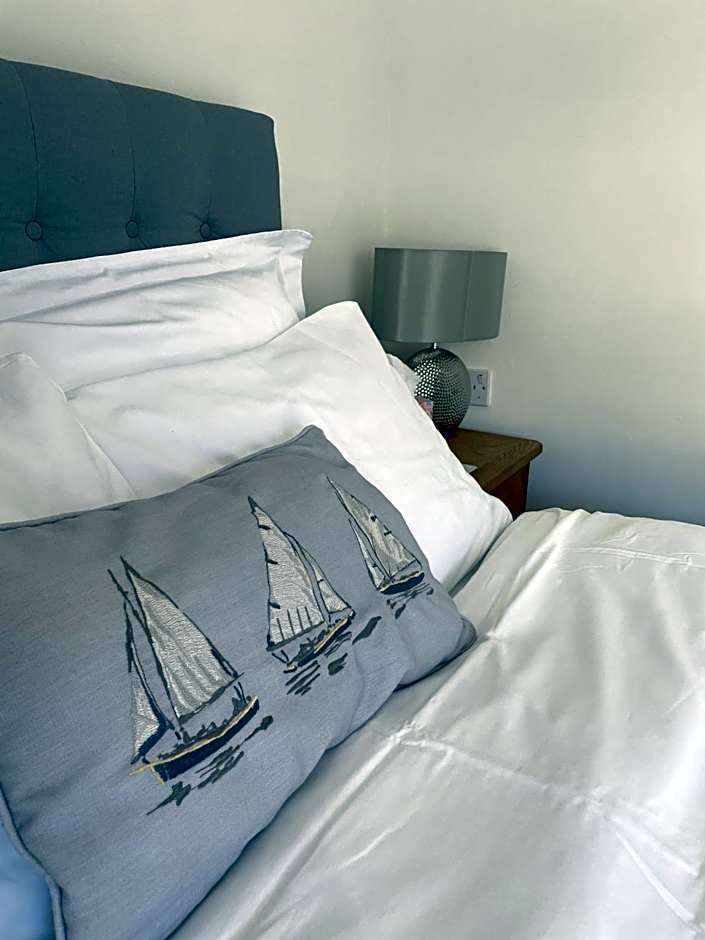 Little Mainstone Guest House