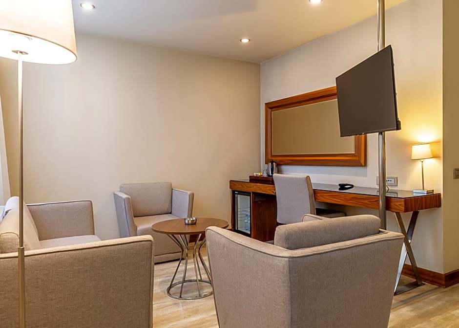 Adana Plaza Hotel