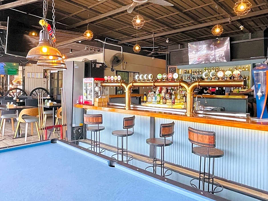 New Breakers Hotel Rawai