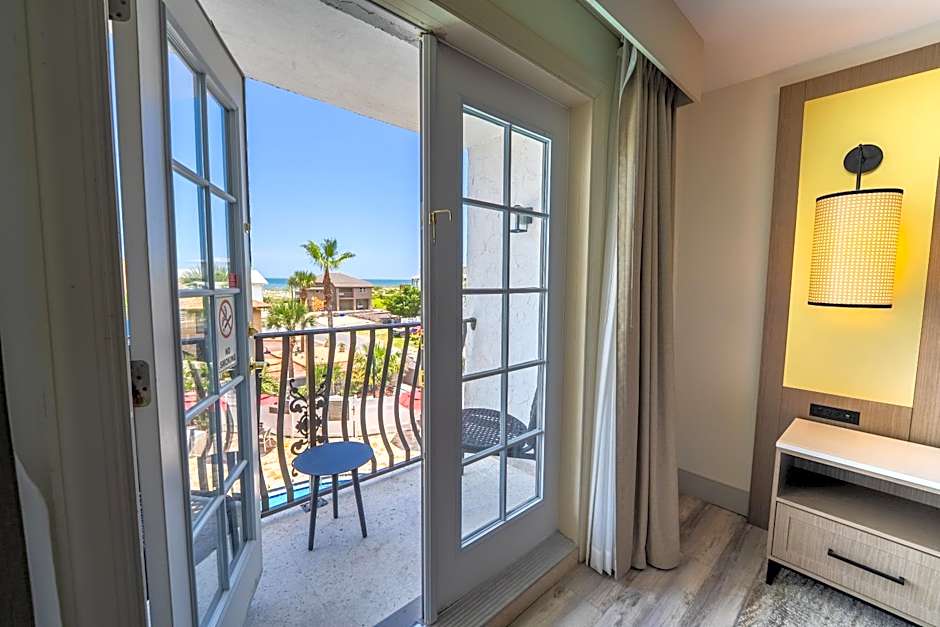 Castillo Real St. Augustine Beach Resort, Tapestry by Hilton