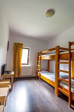 4-Bed Mixed Dormitory Room
