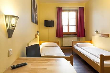 Twin Room with Shared Bathroom