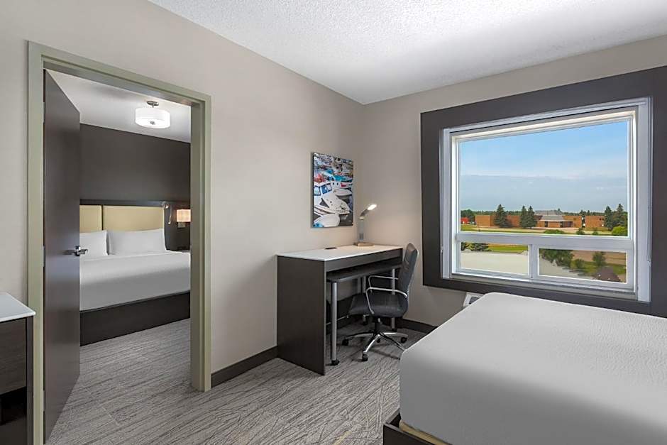 Holiday Inn Express & Suites Cold Lake By IHG