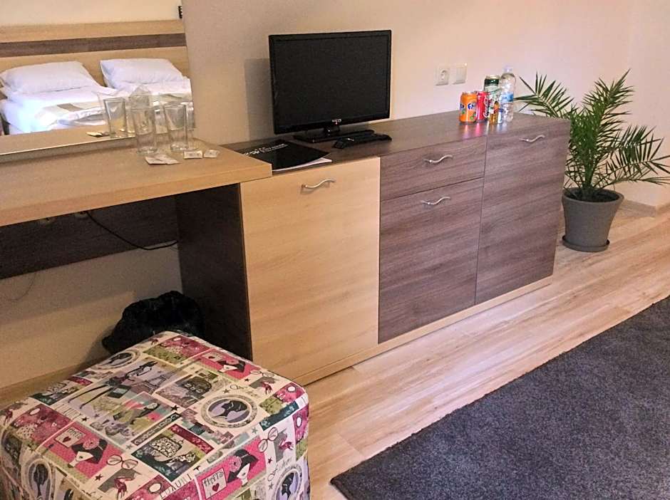 City House Family Hotel & Restaurant