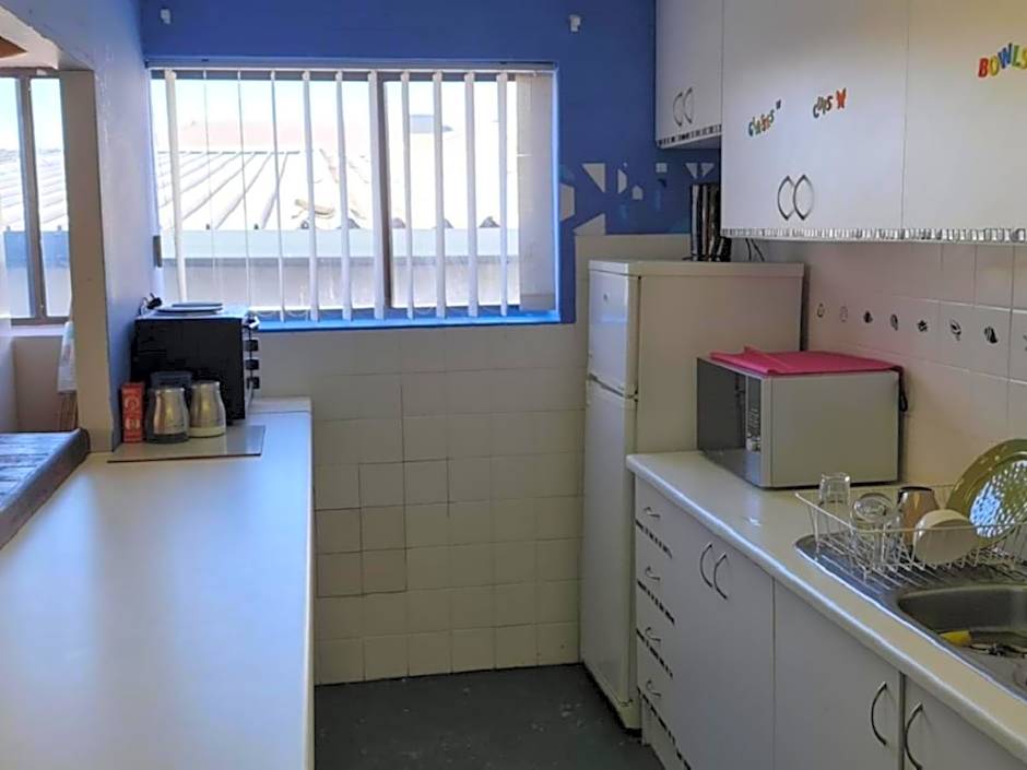 Sunset beach backpackers