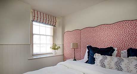 Two-Bedroom Apartment with Terrace