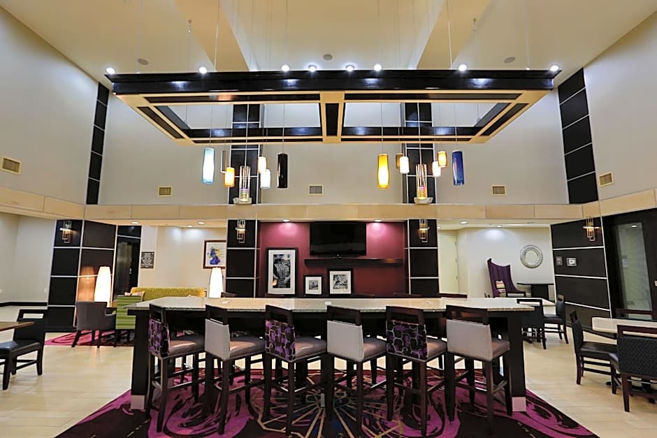 Hampton Inn By Hilton And Suites Missouri City
