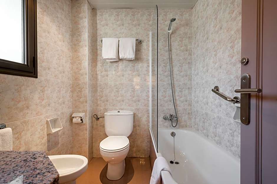 Riu Nere Mountain Hotel