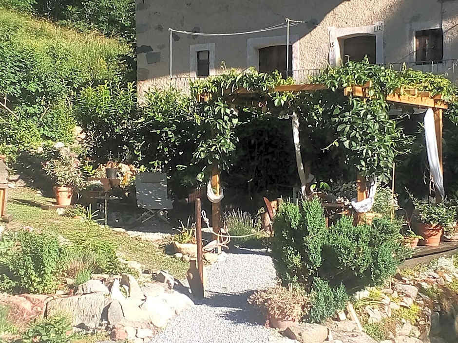 B&B L'Abric - centro storico di Limonetto