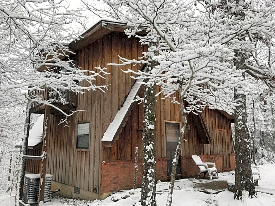 Norfork Lake Ozark Mountain Lodge