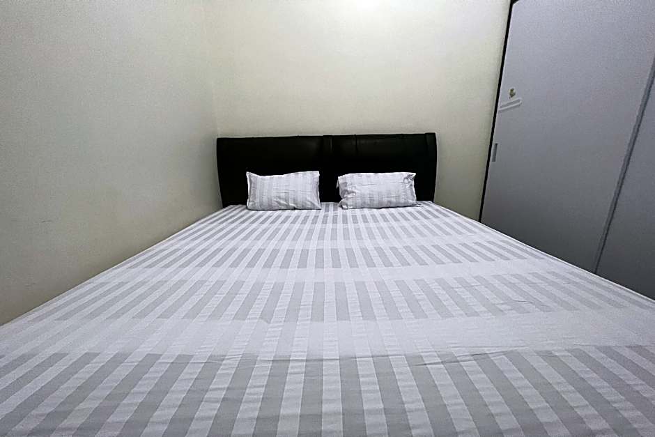 Hotel O Kost Reski 2 Near Tugu Perbatasan Takalar - Gowa