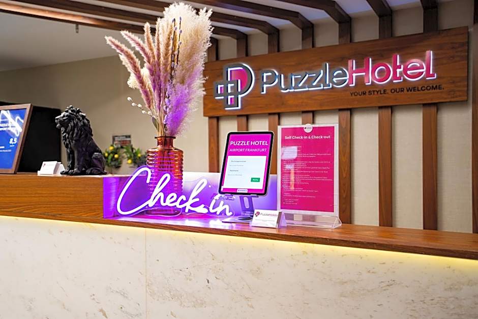 Puzzle Hotel Airport Frankfurt