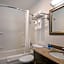 Rodeway Inn & Suites Portland West - Beaverton