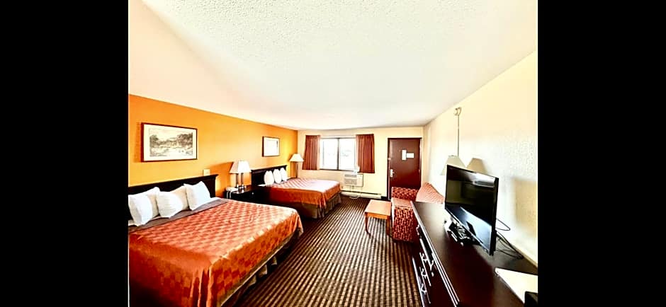 Scottish Inn & Suites - Eau Claire