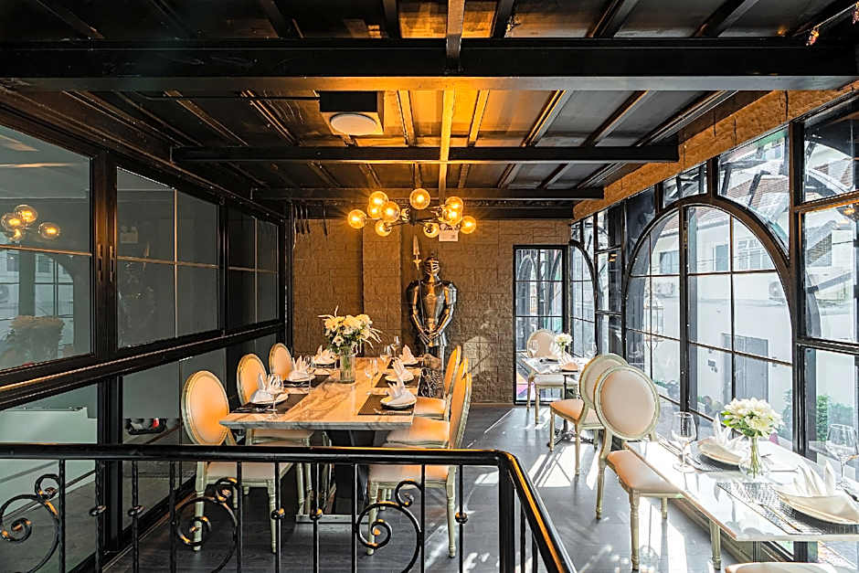 Chateau Du Village Patong