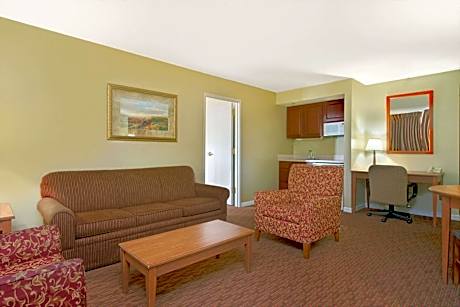 King Room with Balcony/Patio - Non-Smoking