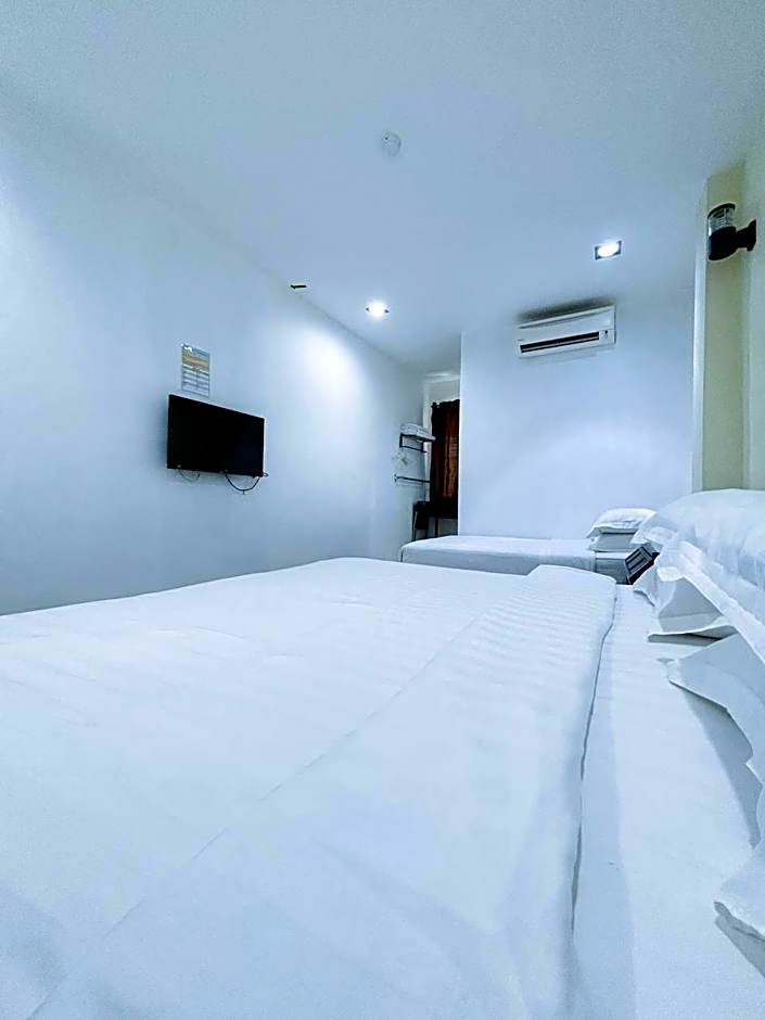Green Hotel