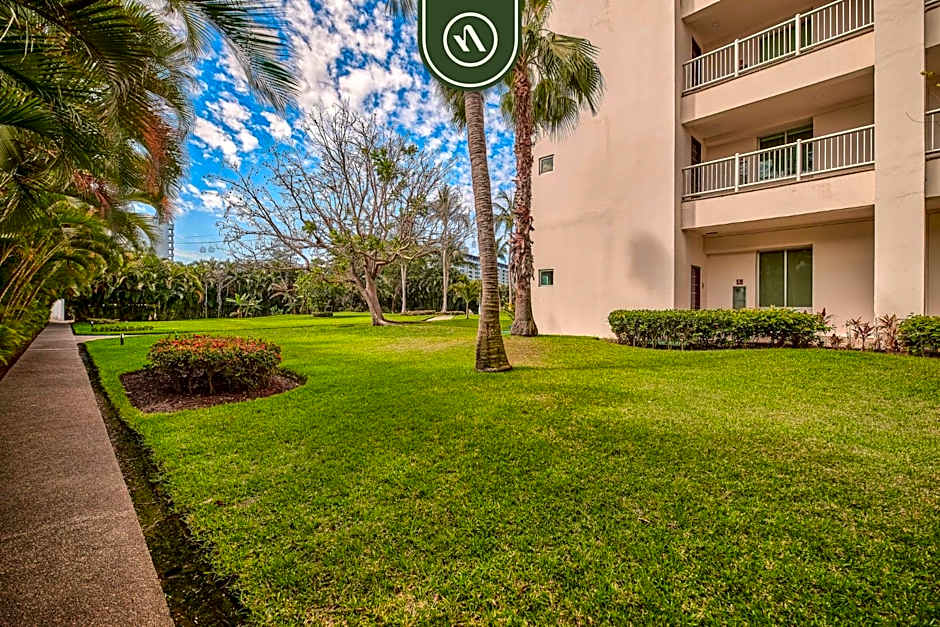 Amazing 2BR Condo with Pool and Access to VIDANTA
