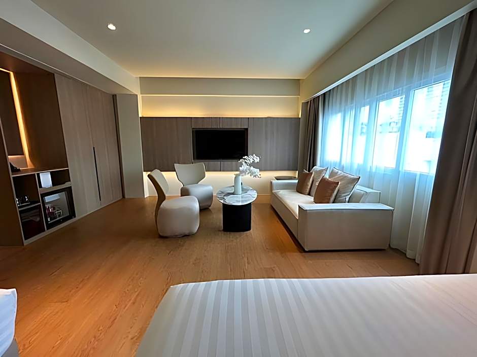 The One Hotel Bay Breeze Pattaya