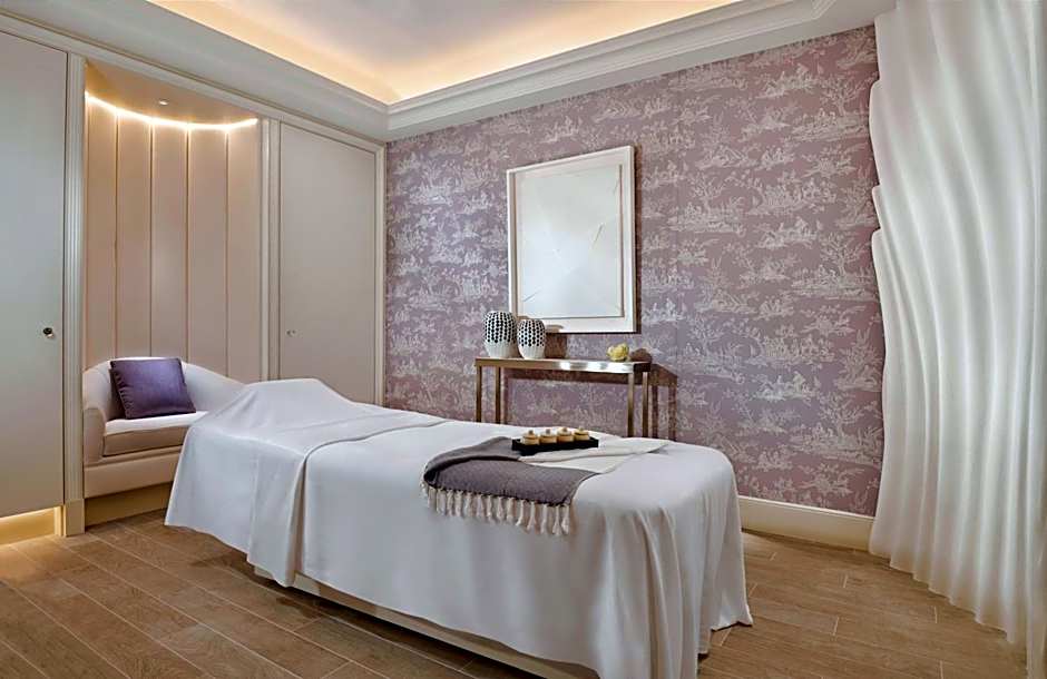 Four Seasons Hotel George V Paris