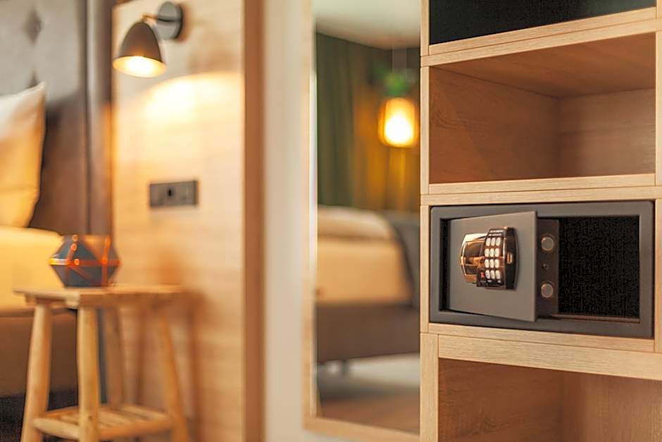 Holiday Inn - the niu, Crusoe Bremen Airport By IHG