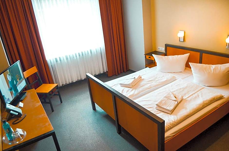 Haus des Volkes - Das Bauhaushotel
