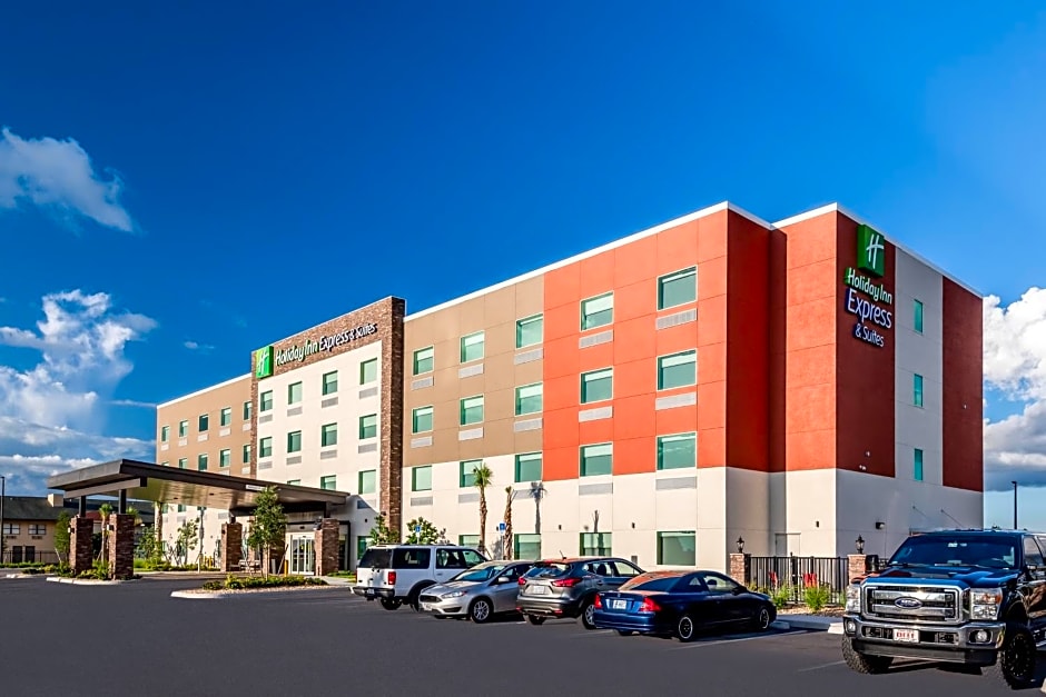 Holiday Inn Express and Suites Punta Gorda