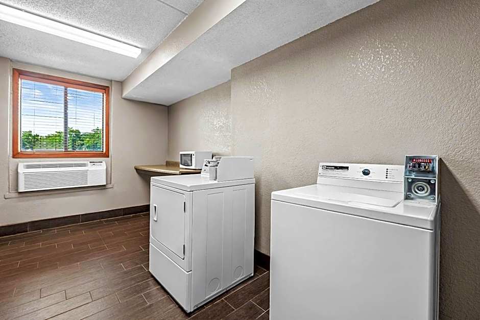 Quality Inn Savage - Bloomington West