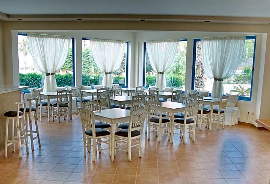 Ammos Boutique Hotel