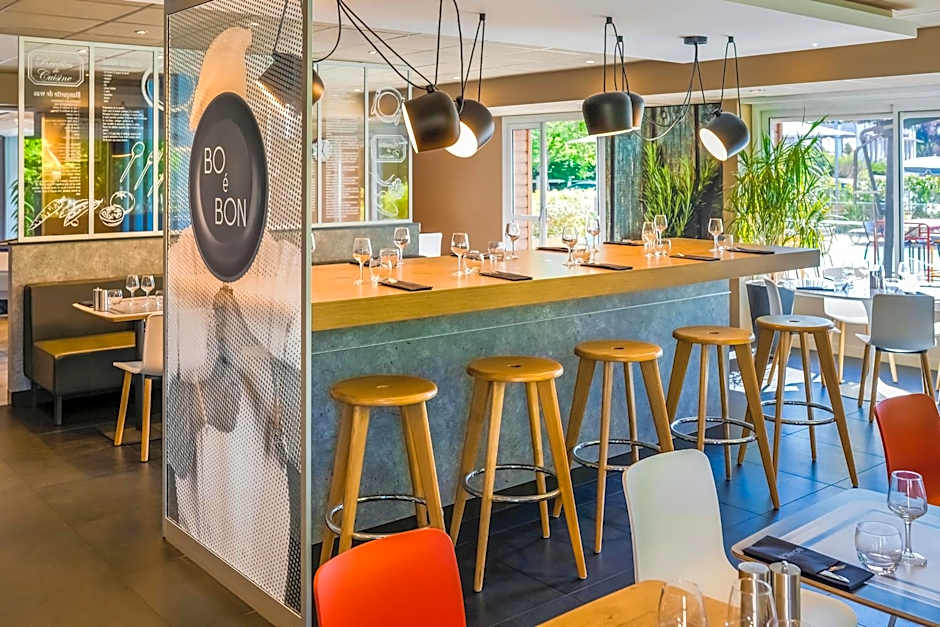 Ibis Roanne Le Coteau Hotel Restaurant