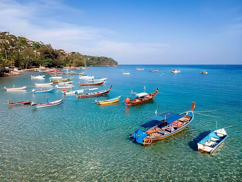 Oceanstone by Holy Cow, 2-BR, 90 m2, pool view