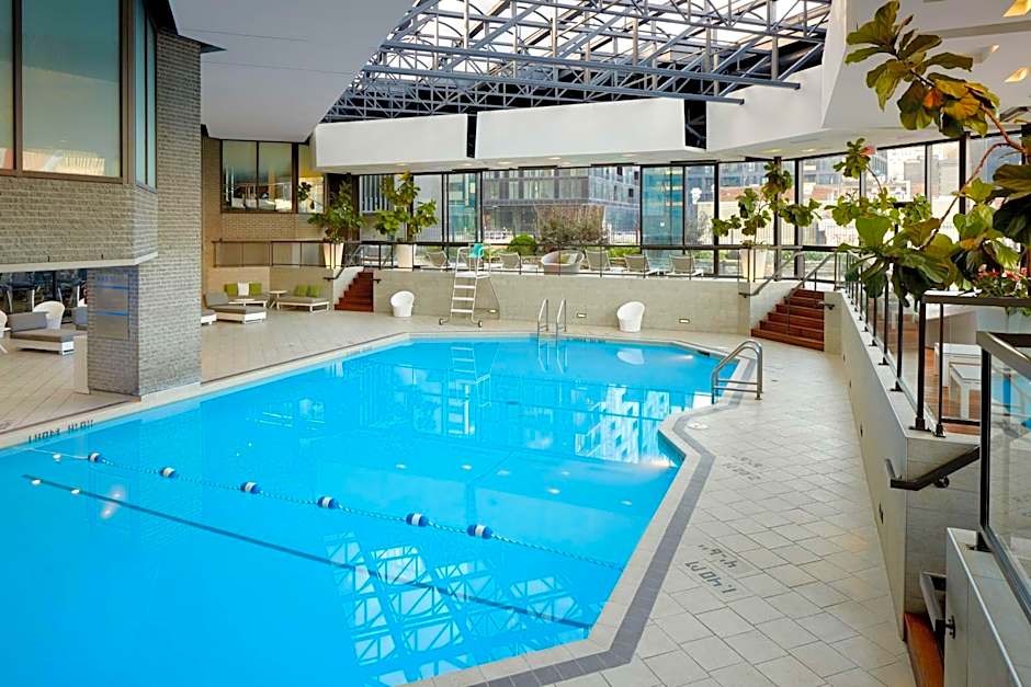DoubleTree by Hilton Montreal