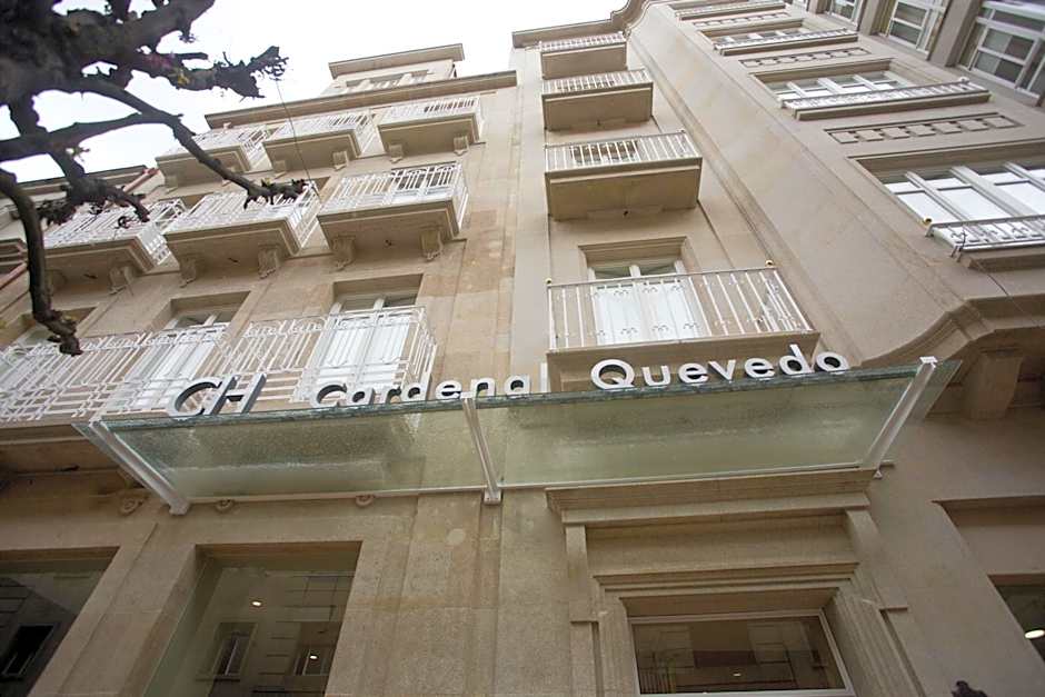 Carris Cardenal Quevedo