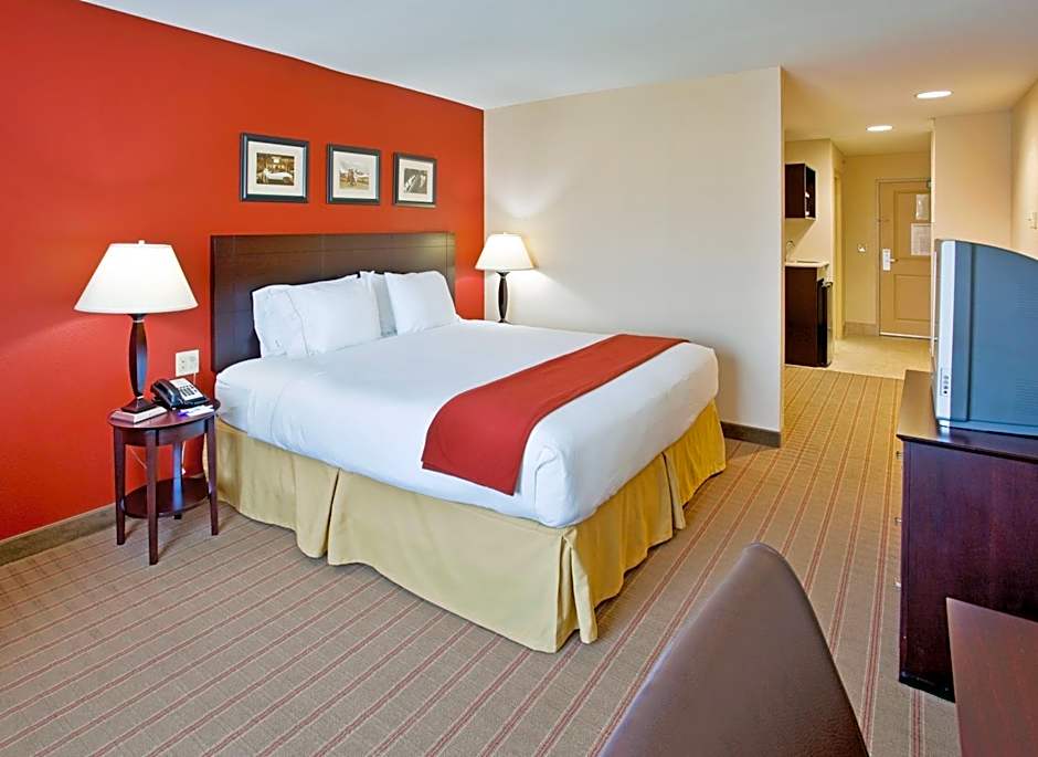 Holiday Inn Express Hotel & Suites Andover East 54 Wichita By IHG