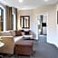 Amora Hotel Riverwalk