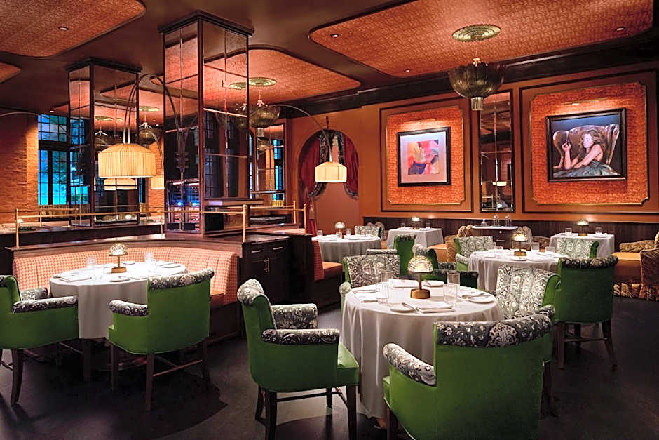 The Stoneleigh, Autograph Collection