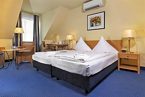 Tryp By Wyndham Luebeck Aquamarin