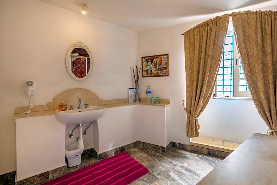 Chapel 5 Boutique Suites B&B