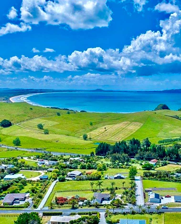 Taipa Views Bed & Breakfast