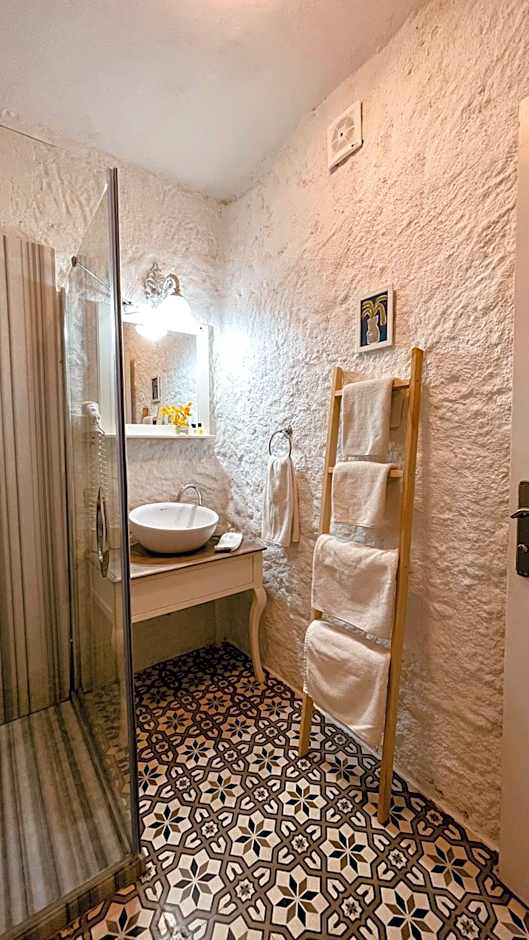 Mina Otel by Adda Alaçatı