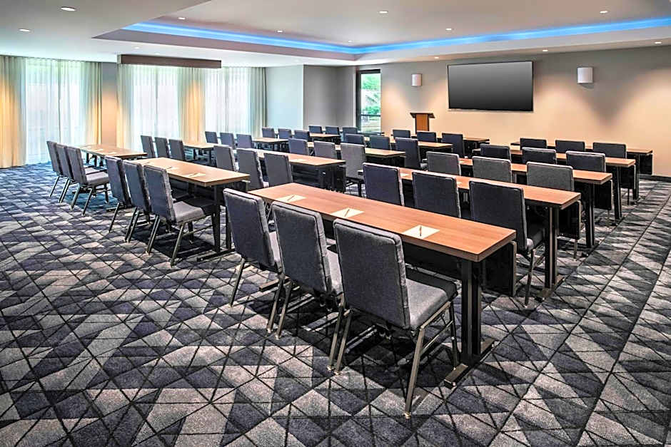 Courtyard by Marriott Paramus