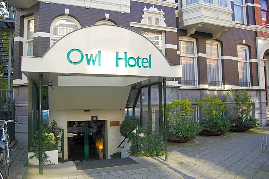 Owl Hotel